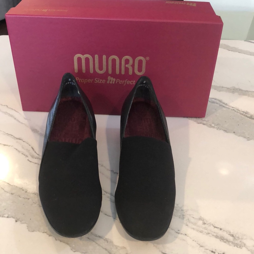 Munro Billie Fabric And Leather Shoes 9N